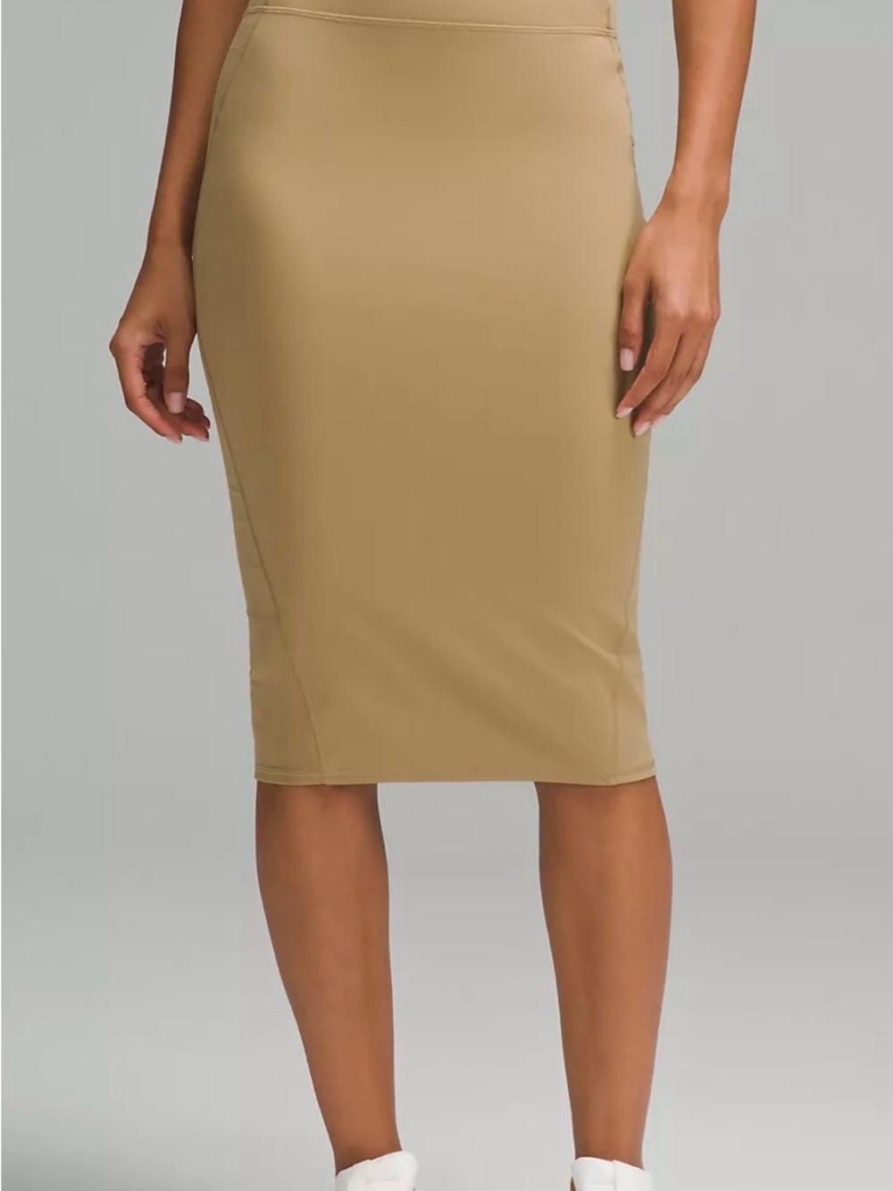 Lululemon-Nulu Slim-Fit HR Midi Skirt